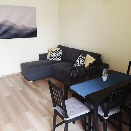 Palace - Belvarosi Apartman Eger Extérieur photo